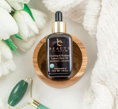 Beauty By Earth Glowing & Radiant Organic Facial Oil