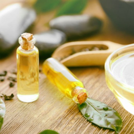 Can you use tea tree oil for acne